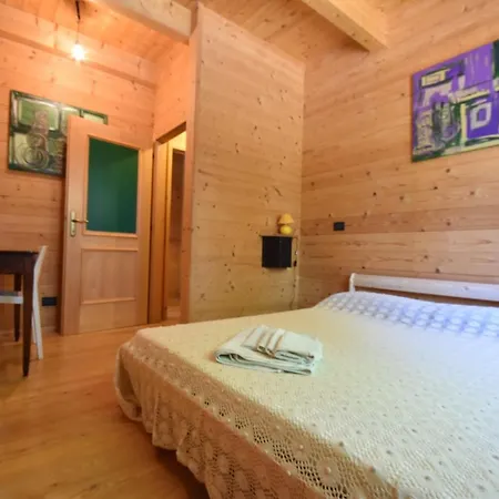 Ca Lea Lodge